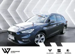 Grau Gebraucht 2023 Seat Leon 4Drive Limousine | 28.591 € (Etwas zu teuer)