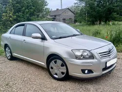 Silber Gebraucht 2005 Toyota Avensis Limousine | 2.200 € (Guter Preis)