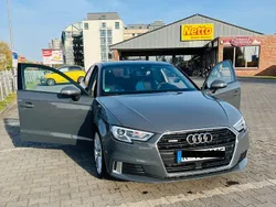 Grau Gebraucht 2019 Audi A3 Sport Limousine | 20.900 € (Fairer Preis)