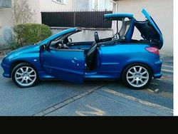 Blau Gebraucht 2003 Peugeot 206 CC Cabrio | 1.600 € (Etwas zu teuer)