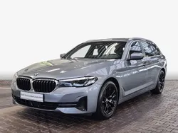 Grau Gebraucht 2021 BMW 530 Sport Line Kombi | 32.499 € (Superpreis)
