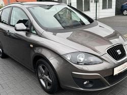 Grau Gebraucht 2014 Seat Altea XL 4You Van / Kleinbus | 4.699 € (Guter Preis)