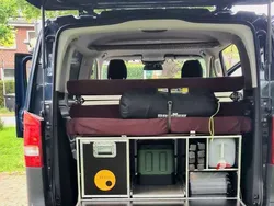 Blau Gebraucht 2019 Mercedes Vito Van / Kleinbus | 37.445 € (Teuer)