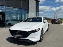 Arctic white Gebraucht 2024 Mazda 3 Exclusive-Line Limousine | 26.890 € (Fairer Preis)