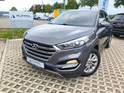 Grau Gebraucht 2016 Hyundai Tucson Style SUV | 16.490 € (Guter Preis)