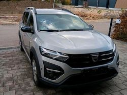 Silber Gebraucht 2022 Dacia Jogger Extreme Van / Kleinbus | 16.800 € (Guter Preis)