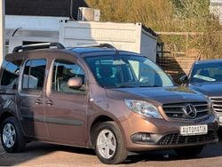 Braun Gebraucht 2017 Mercedes Citan 112 Kombi | 17.850 € (Etwas zu teuer)
