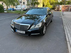 Schwarz Gebraucht 2011 Mercedes E220 Limousine | 11.000 € (Fairer Preis)
