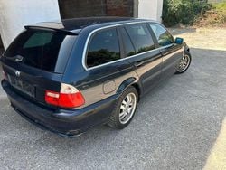 Blau Gebraucht 2004 BMW 318 Exclusive Kombi | 700 € (Superpreis)