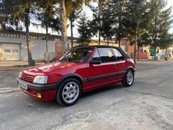 Rot Gebraucht 1991 Peugeot 205 Cabrio | 6.900 €