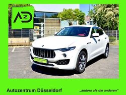 Weiß Gebraucht 2017 Maserati Levante SUV | 29.980 € (Guter Preis)