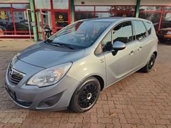 Silber Gebraucht 2014 Opel Meriva Active Van / Kleinbus | 6.290 € (Fairer Preis)
