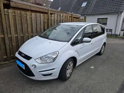 Weiß Gebraucht 2010 Ford S-MAX S Van / Kleinbus | 4.900 € (Fairer Preis)
