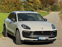Beige Gebraucht 2024 Porsche Macan SUV | 75.500 € (Teuer)