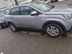 Grau Gebraucht 2018 Peugeot 3008 SUV | 10.000 € (Superpreis)