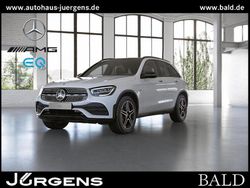 Weiss unilack polarweiß Gebraucht 2021 Mercedes GLC300e AMG SUV | 39.880 € (Fairer Preis)