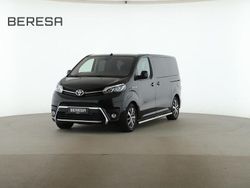 Schwarz Gebraucht 2022 Toyota Proace Verso Executive Kombi | 27.225 €