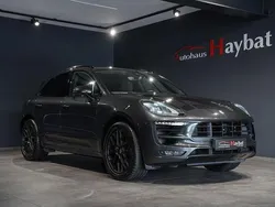 Grau Gebraucht 2016 Porsche Macan GTS Chrono SUV | 41.950 € (Fairer Preis)