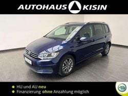 Blue metallic Gebraucht 2024 VW Touran Move Van / Kleinbus | 34.590 € (Fairer Preis)