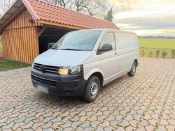 Silber Gebraucht 2015 VW Transporter Van | 9.500 €