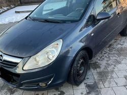 Grau Gebraucht 2006 Opel Corsa Limousine | 1.100 € (Guter Preis)