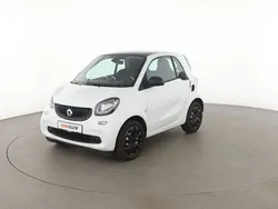 Weiß Gebraucht 2018 Smart ForTwo Coupé Basis Kleinwagen | 10.250 € (Fairer Preis)