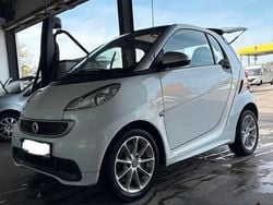 Weiß Gebraucht 2014 Smart ForTwo Coupé Coupé | 5.800 € (Fairer Preis)