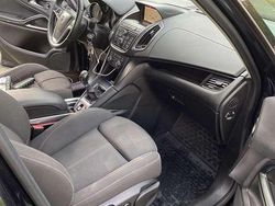 Schwarz Gebraucht 2014 Opel Zafira Tourer Edition Van / Kleinbus | 7.500 € (Fairer Preis)