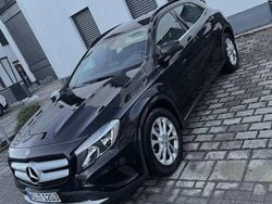 Schwarz Gebraucht 2016 Mercedes GLA200 SUV | 13.300 € (Superpreis)