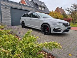 Grau Gebraucht 2019 Skoda Octavia RS Kombi | 24.950 € (Teuer)