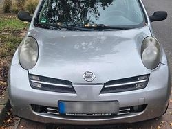 Silber Gebraucht 2005 Nissan Micra Kleinwagen | 799 € (Guter Preis)