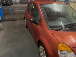 Rot Gebraucht 2004 Renault Modus Van / Kleinbus | 1.250 €