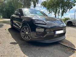 Schwarz Gebraucht 2024 Porsche Macan Chrono SUV | 78.950 € (Superpreis)