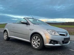 Silber Gebraucht 2005 Opel Tigra Cabrio | 1.550 € (Fairer Preis)