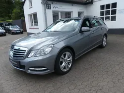 Silber Gebraucht 2011 Mercedes E200 Kombi | 13.990 € (Etwas zu teuer)