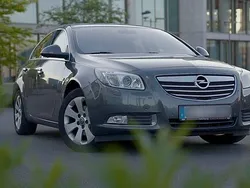 Grau Gebraucht 2012 Opel Insignia Limousine | 4.500 € (Fairer Preis)