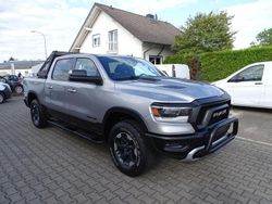 Silber Gebraucht 2020 Dodge Ram Abholung | 33.990 €