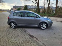Grau Gebraucht 2011 VW Golf Plus Cross Style Van / Kleinbus | 4.999 € (Guter Preis)