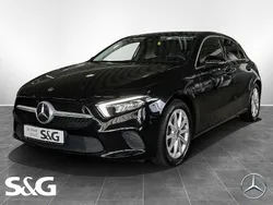 Metalliclack kosmosschwarz Gebraucht 2019 Mercedes A220 Progressive Limousine | 24.470 € (Fairer Preis)