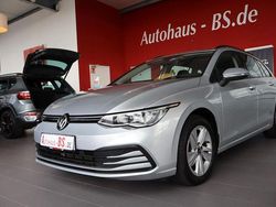 Silber Gebraucht 2022 VW Golf VIII Life Kombi | 18.950 € (Fairer Preis)