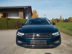 Blau Gebraucht 2022 VW Passat Business Kombi | 19.900 € (Guter Preis)