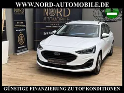 Weiß Gebraucht 2022 Ford Focus Kombi | 16.400 € (Fairer Preis)