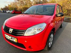 Rot Gebraucht 2009 Dacia Sandero Ambiance Limousine | 2.699 € (Fairer Preis)