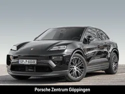 Tiefschwarzmetallic Gebraucht 2024 Porsche Macan SUV | 91.880 € (Fairer Preis)