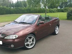 Braun Gebraucht 2001 Renault Mégane Cabriolet Cabrio | 2.490 € (Teuer)