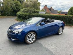 Blau Gebraucht 2013 Opel Cascada Innovation Cabrio | 3.900 € (Teuer)