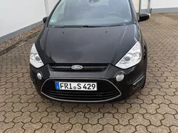 Schwarz Gebraucht 2013 Ford S-MAX Titanium Van / Kleinbus | 10.999 € (Teuer)