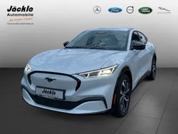 Weiß Gebraucht 2023 Ford Mustang Mach-E Premium SUV | 45.950 € (Fairer Preis)
