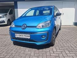 Blau Gebraucht 2017 VW up! Sound Kleinwagen | 8.485 € (Fairer Preis)