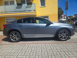 Grau Gebraucht 2017 Volvo S60 CC Limousine | 13.600 €